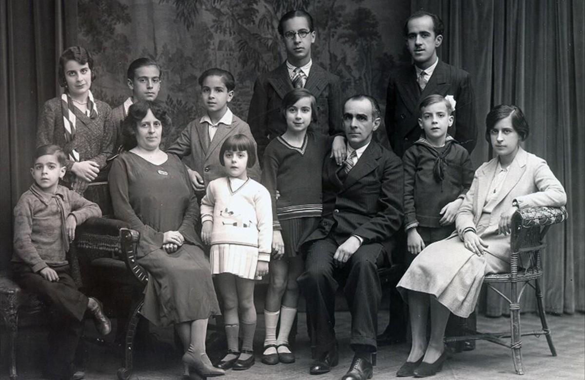 the family of Milagros Caturla 