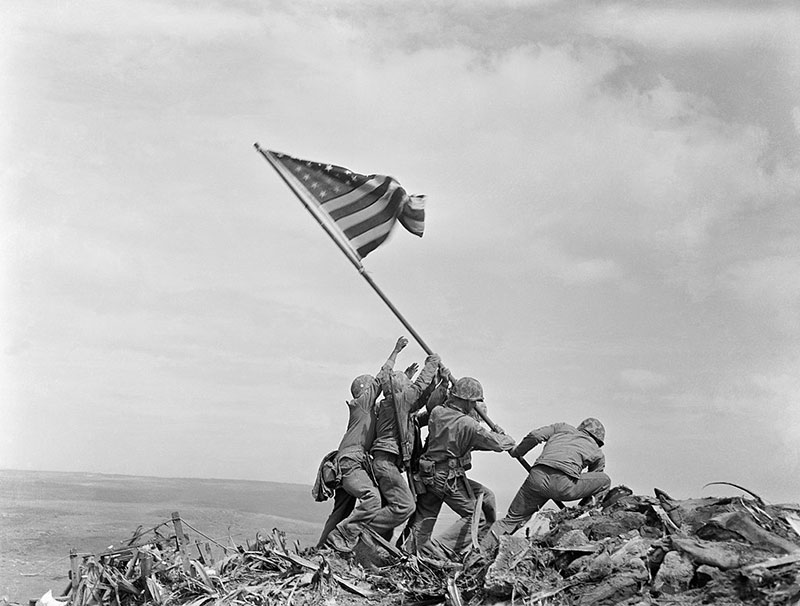 Joe Rosenthal, ‘Flag Raising on Iwo Jima’ 1945 